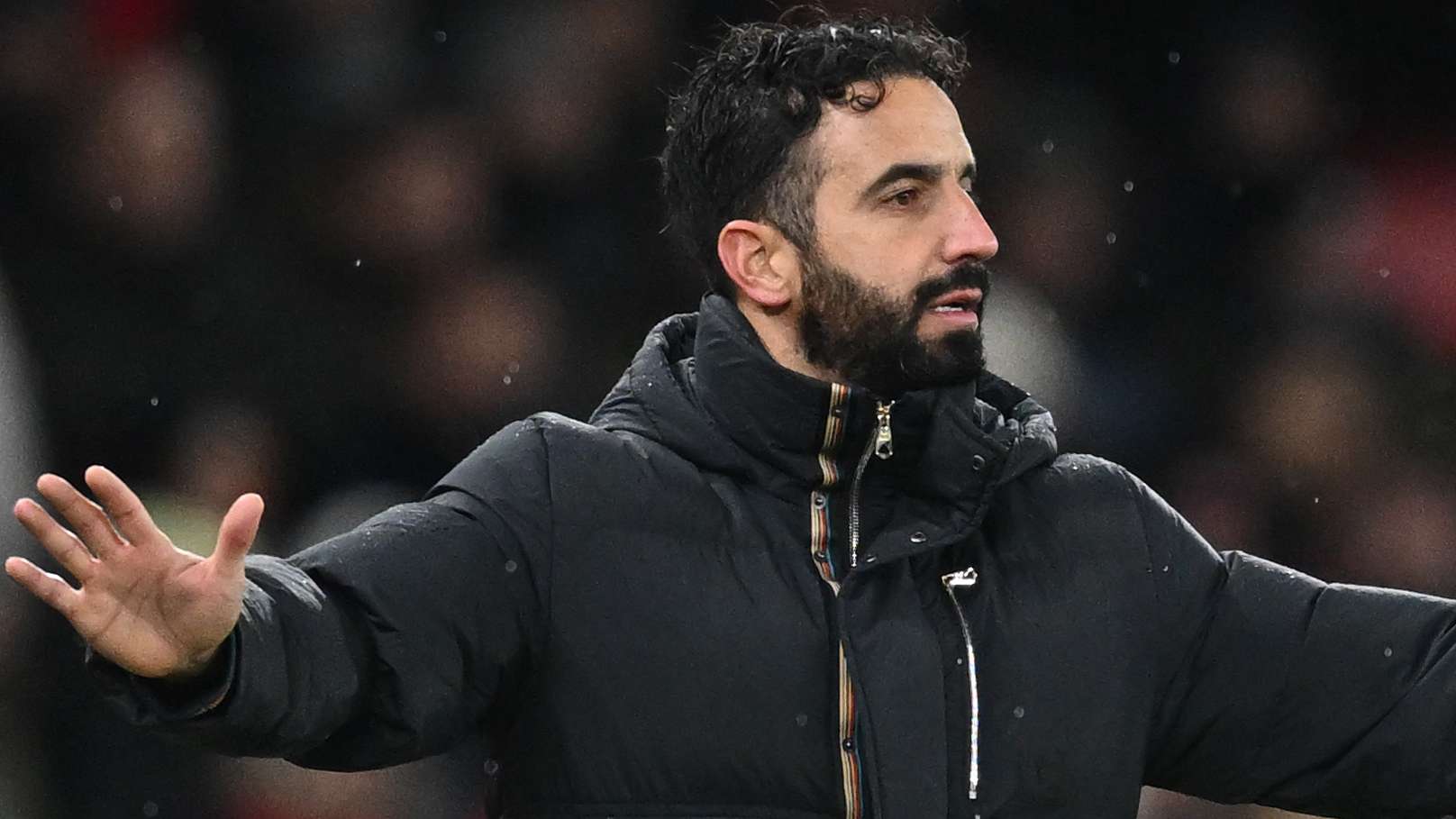 表現都近乎 表現都近乎